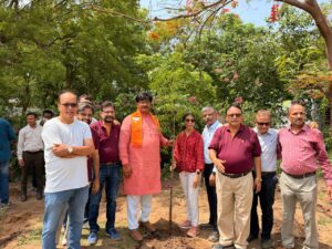 Rotary Club : ધારાસભ્ય અમિત ઠાકરના જન્મદિવસે રોટરી ક્લબ ઓફ અમદાવાદ વેસ્ટ દ્વારા 100થી વધુ વૃક્ષોનું વૃક્ષારોપણ